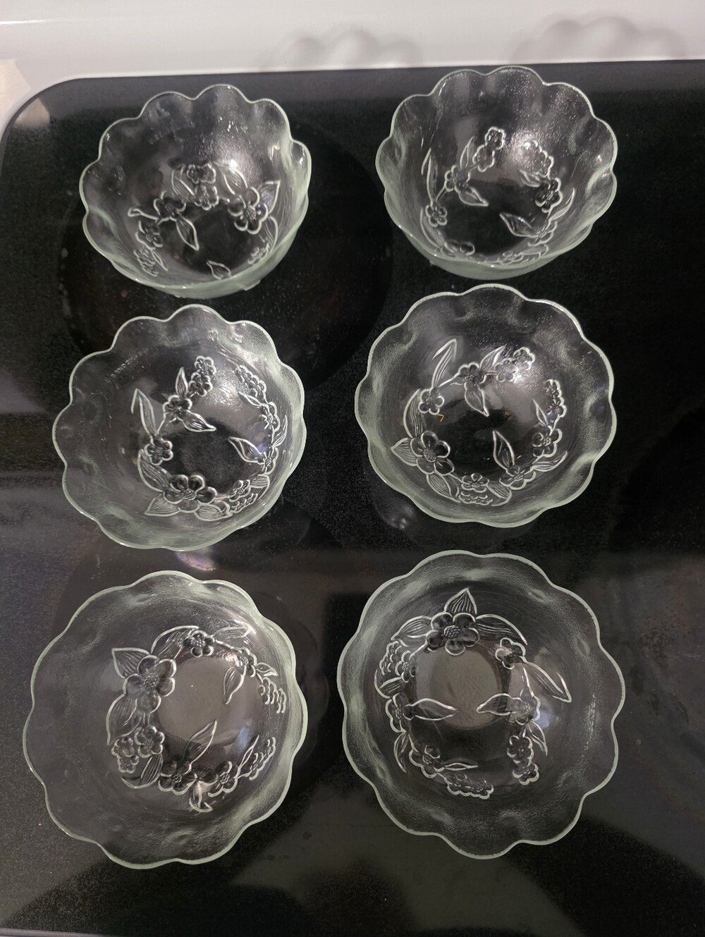 KIG Indonesua Clear Floral Pressed Glass Scallop Edge Dessert Bowls - Set of 6